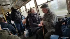 Historka: V tramvaji mi řekl jednu větu, která mi zůstala v hlavě celý den