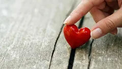 Jak oživit pouto a vztah s partnerem: 4 „tajné“ jazyky lásky