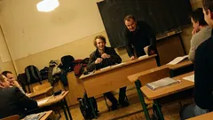 Historka: Učitel zadal slohovku o velké firmě. Poslední lavice mlčela…